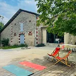 Family With Pool Near Lectoure Saint-Clar